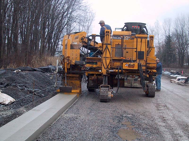 Lan-Co Pouring Concrete